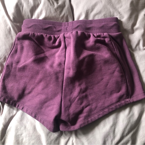 Reverse weave champion shorts | size Small Adult - Picture 5 of 5